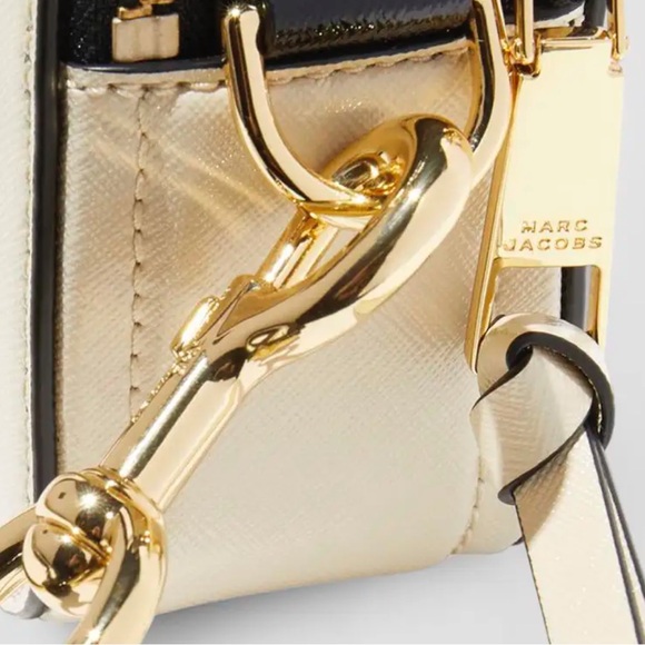 Marc Jacobs Snapshot Purse - Picture 5 of 9